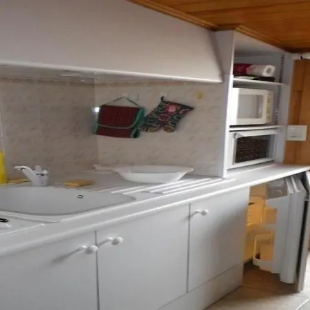 Apartament Petite Maison Dans Secteur Calme